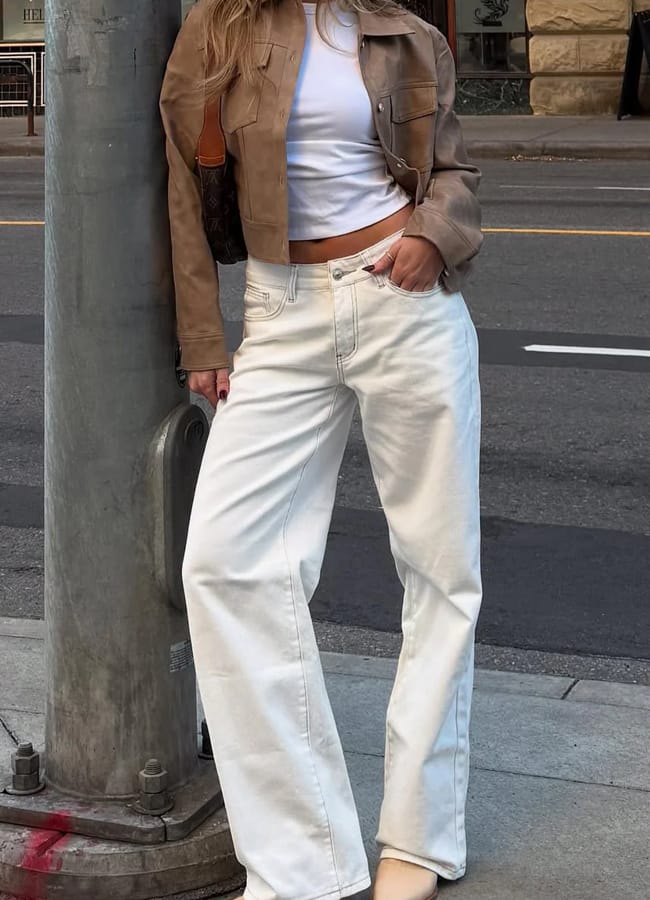 modelwearing Bring The Style Low Rise Wide Leg Jeans