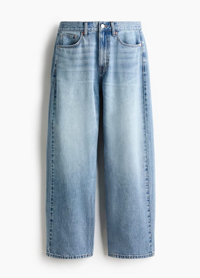 mid wash blue denim Barrel Regular Waist Jeans