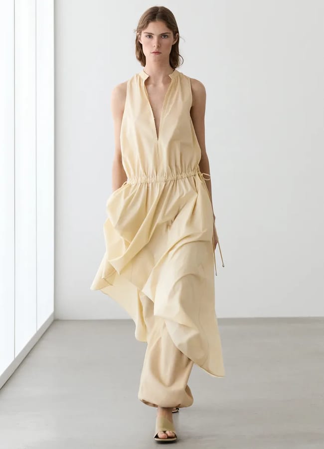 100% cotton midi dress with elasticated waist