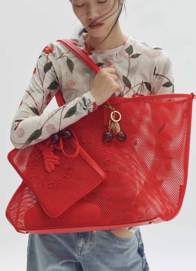 Large mesh tote bag