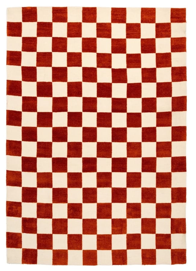 white and red check rug