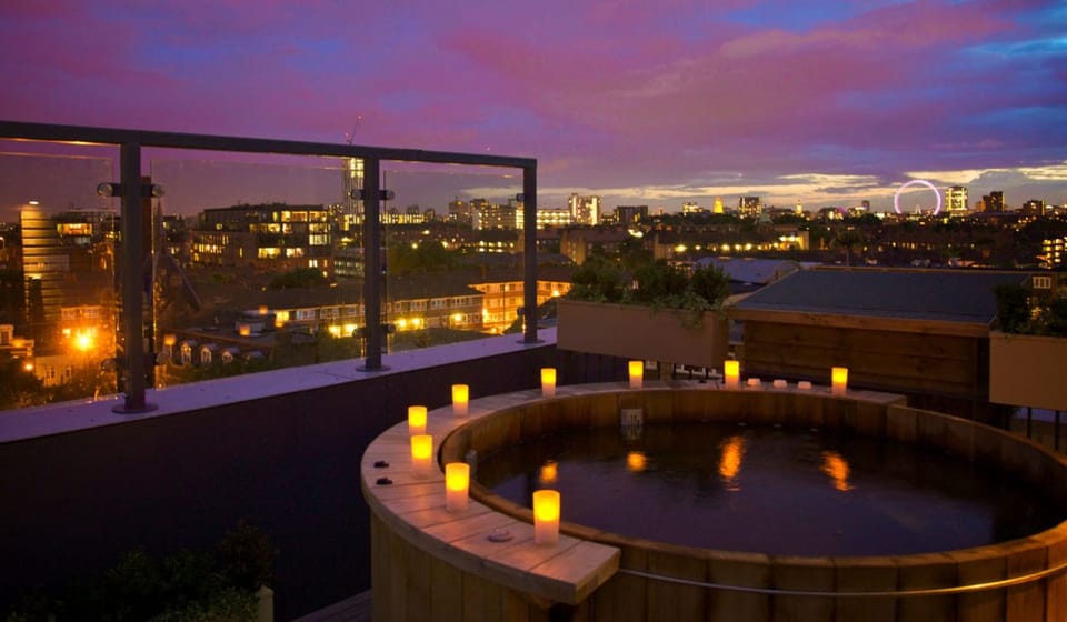 rooftop jacuzzi london skyline