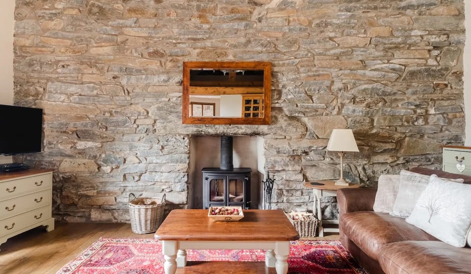 Grade II Listed Cottage