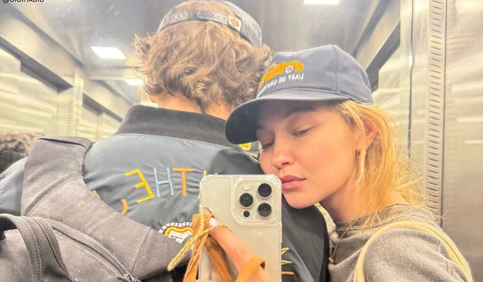 gigi hadid bradley cooper rings