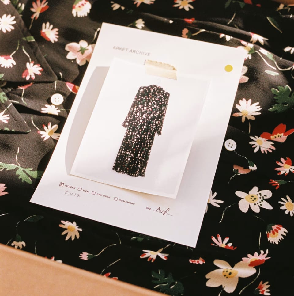 sketch of dress for the arket archive